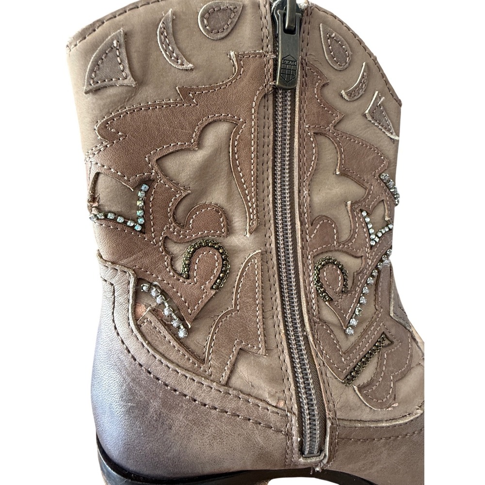 Vince Camuto Women Taupe Leather Rhinestone Western Cowboy Ankle Boots Size 7 - Picture 4 of 8